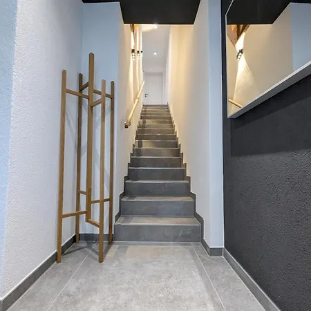 H1 Ferienwohnung *