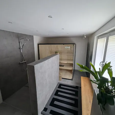 H1 Ferienwohnung Apartamento *